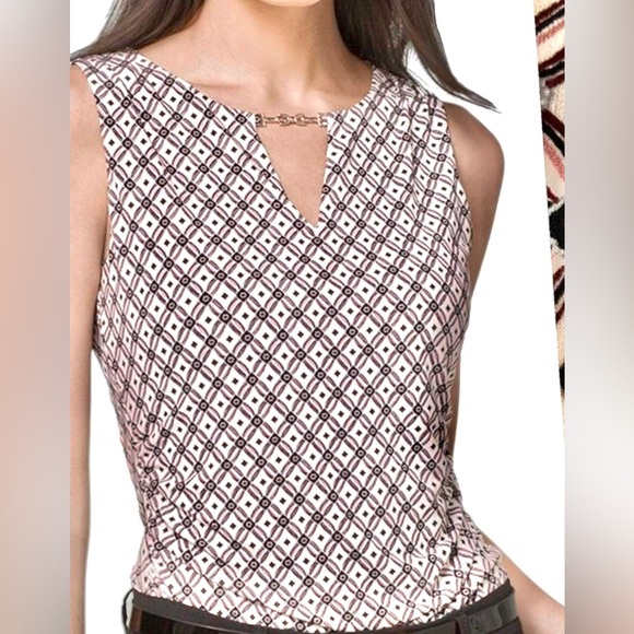 White House Black Market Tops - White House Black Market Horse-bit-Detail Geo-Print Tank Size S